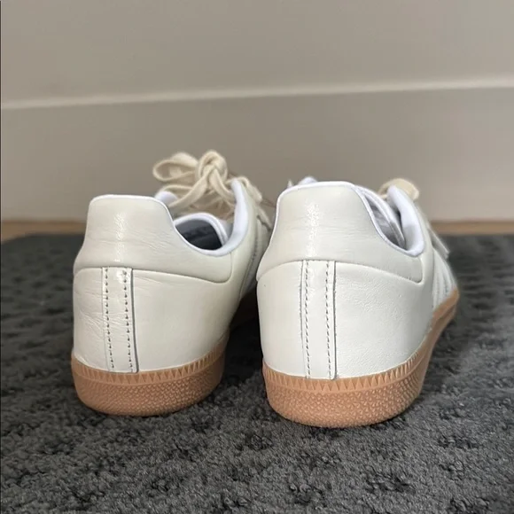 NWT Adidas Cream and White Casual Sneakers Samba  OG - Picture 4 of 6